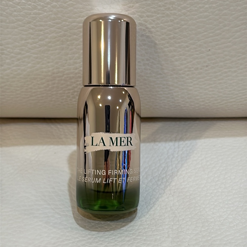 NIB La Mer The Lifting Firming Serum